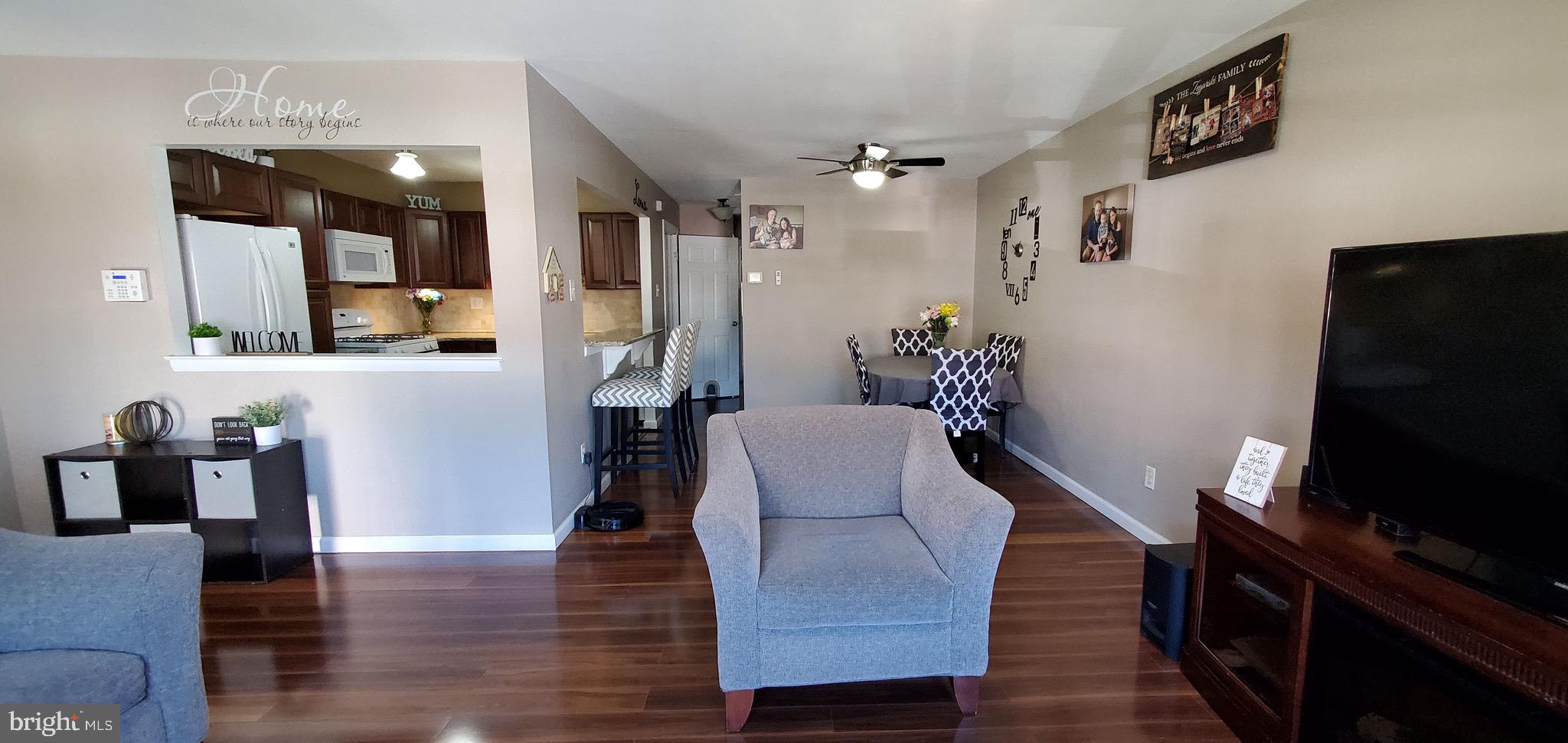 12017 Tyrone Road Philadelphia, PA 19154 - Photo 6 of 33