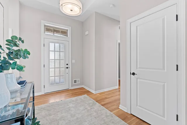 $684,900 | 1620 Belmont Lane, Unit 26, Oconomowoc, WI 53066