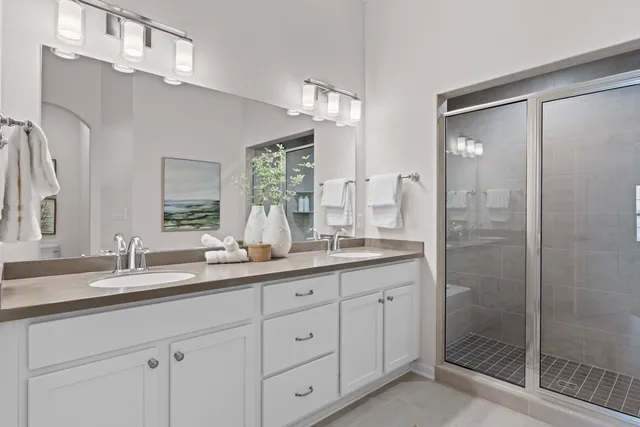 $684,900 | 1620 Belmont Lane, Unit 26, Oconomowoc, WI 53066