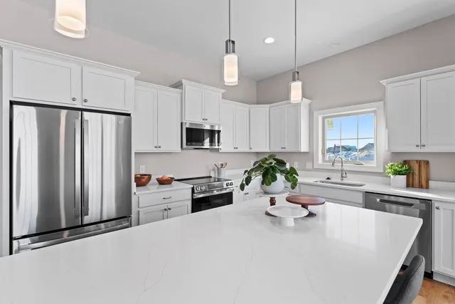 $684,900 | 1620 Belmont Lane, Unit 26, Oconomowoc, WI 53066