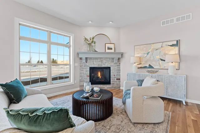 $684,900 | 1620 Belmont Lane, Unit 26, Oconomowoc, WI 53066