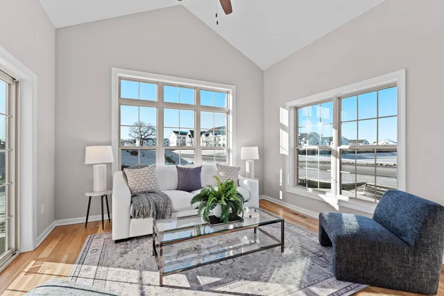 $684,900 | 1620 Belmont Lane, Unit 26, Oconomowoc, WI 53066