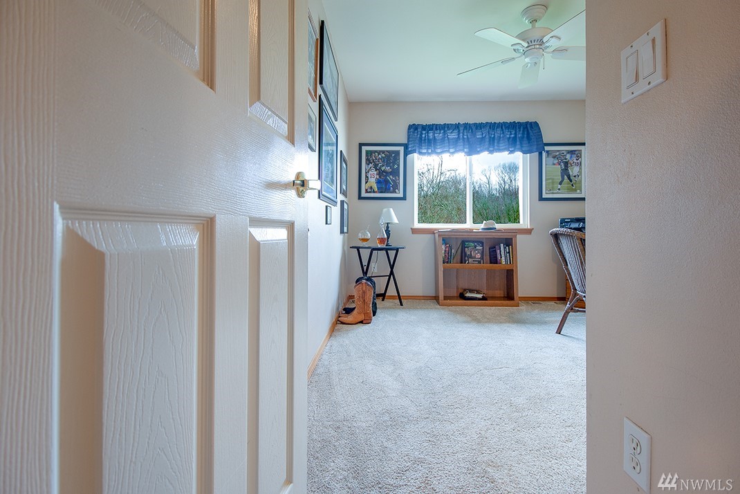 23622 Carter Road Bothell, WA 98021 - Photo 24 of 40