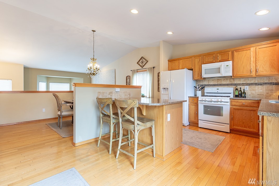 23622 Carter Road Bothell, WA 98021 - Photo 10 of 40