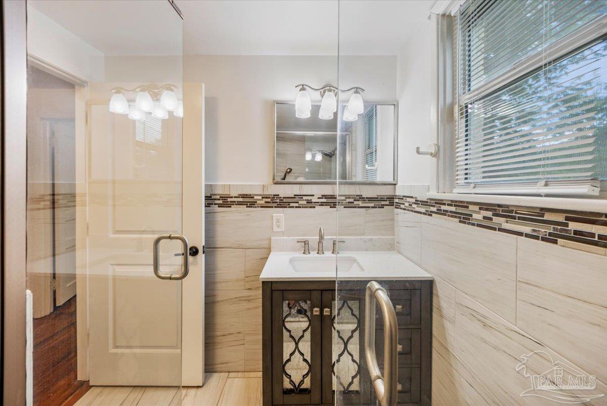 968 East Burgess Road Pensacola, FL 32504 - Photo 13 of 21
