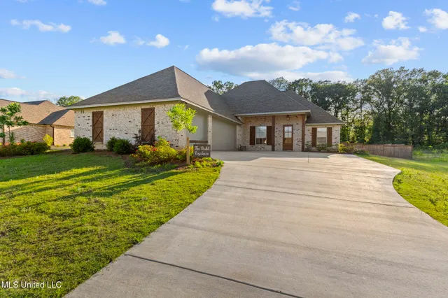 $495,900 | 112 Richburg Court, Pearl, MS 39208
