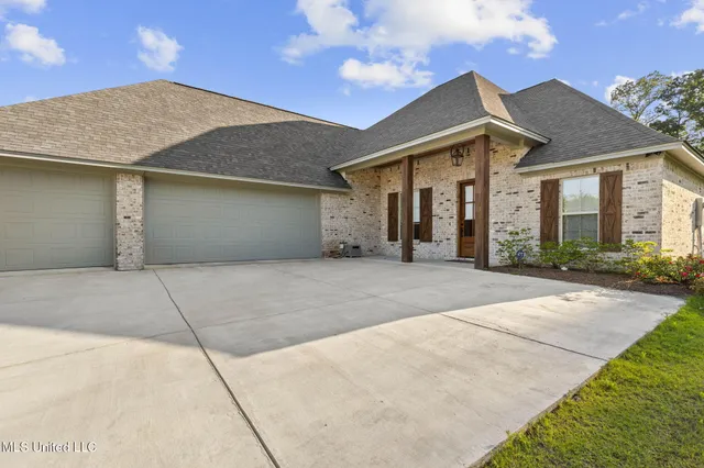 $495,900 | 112 Richburg Court, Pearl, MS 39208