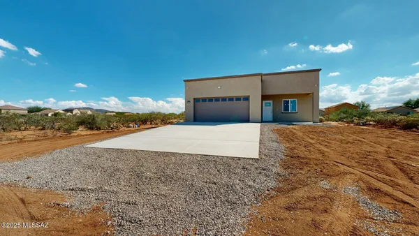 $2,500 | 7095 West Los Reales Road, Tucson, AZ 85757