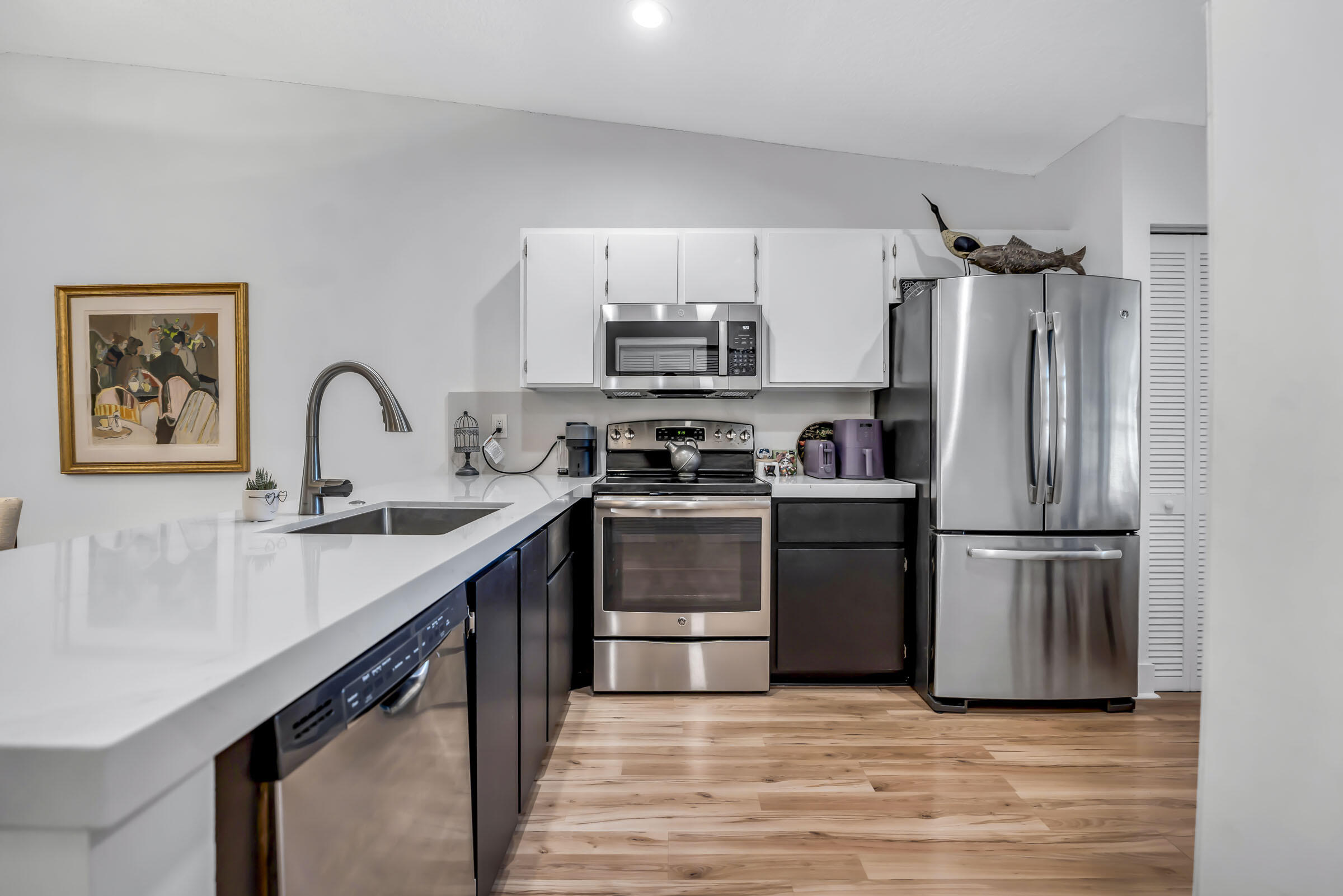 8948 Meadowlark Way Boca Raton, FL 33496 - Photo 7 of 39 Kitchen 2