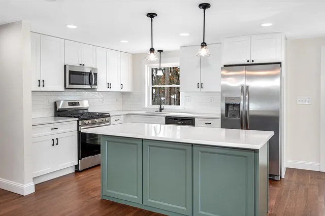 $849,900 | 19 Porter Street, Billerica, MA 01821