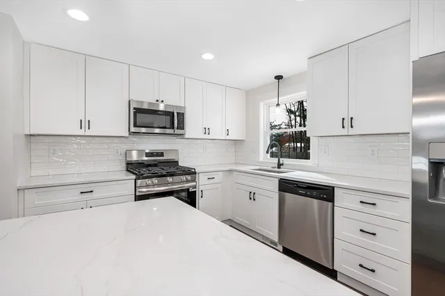 $849,900 | 19 Porter Street, Billerica, MA 01821