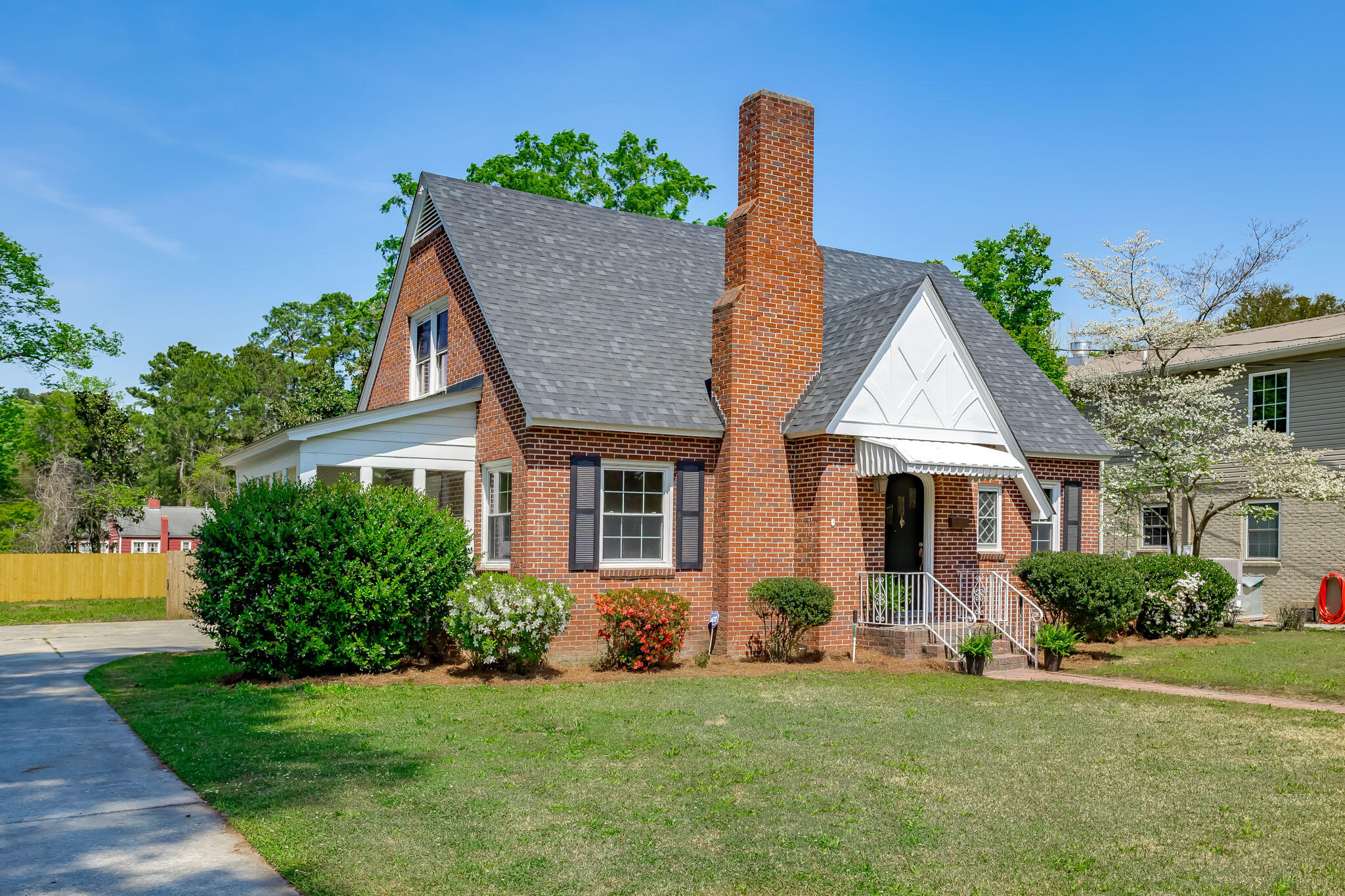 231 Haynsworth Street Sumter, SC 29150 - Photo 3 of 60