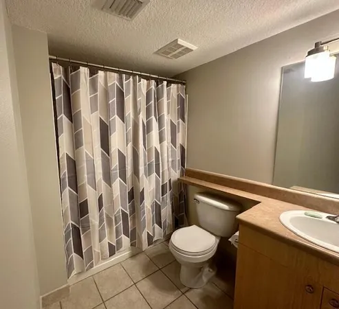$2,500 | 402 Villa Circle, Unit 402, Boynton Beach, FL 33435