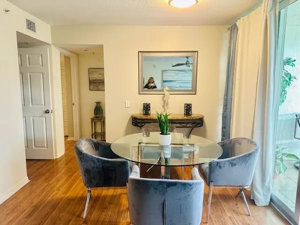 $2,500 | 402 Villa Circle, Unit 402, Boynton Beach, FL 33435