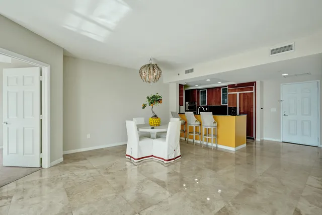 $645,000 | 1819 Southeast 17th Street, Unit 710, Fort Lauderdale, FL 33316