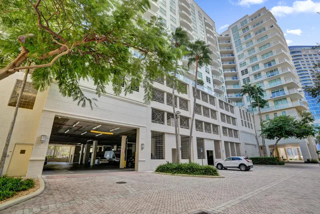 $645,000 | 1819 Southeast 17th Street, Unit 710, Fort Lauderdale, FL 33316