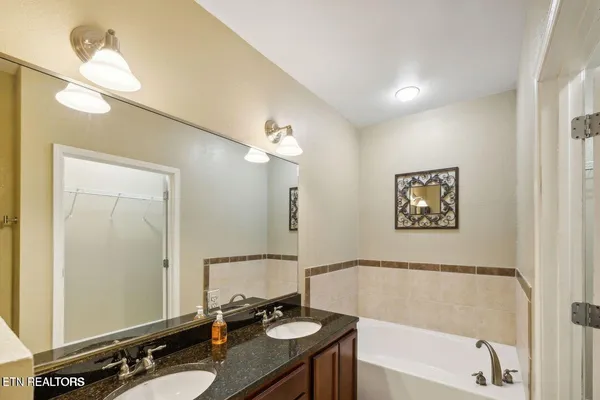 $389,900 | 112 Sandpiper Lane, Bean Station, TN 37708