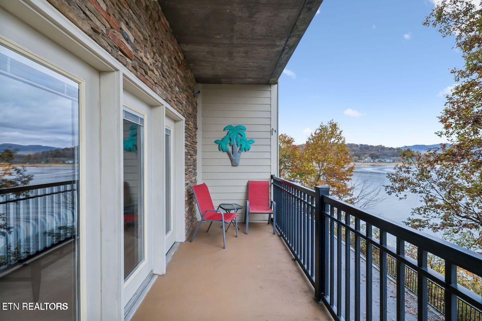 112 Sandpiper Lane Bean Station, TN 37708 - Photo 7 of 38