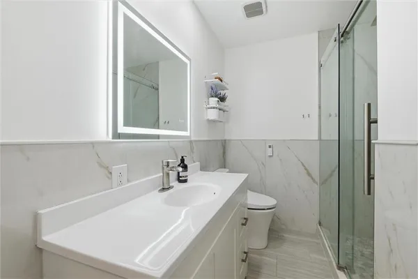 $225,000 | 6621 Woodson Road, Raytown, MO 64133