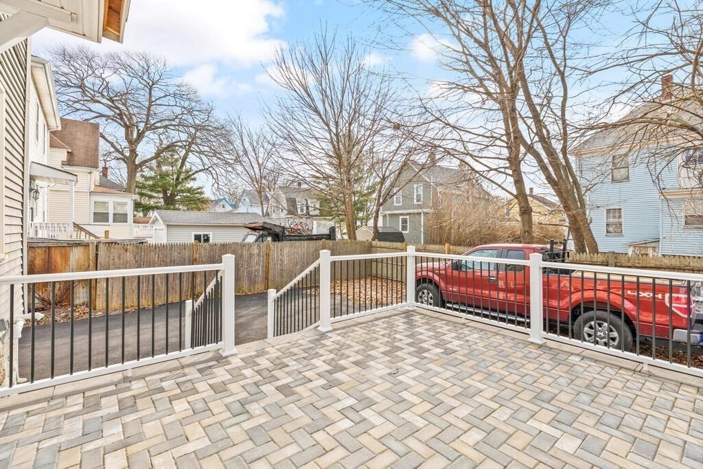 27 Ruskindale Road Boston, MA 02136 - Photo 3 of 20 Gallery Image 3
