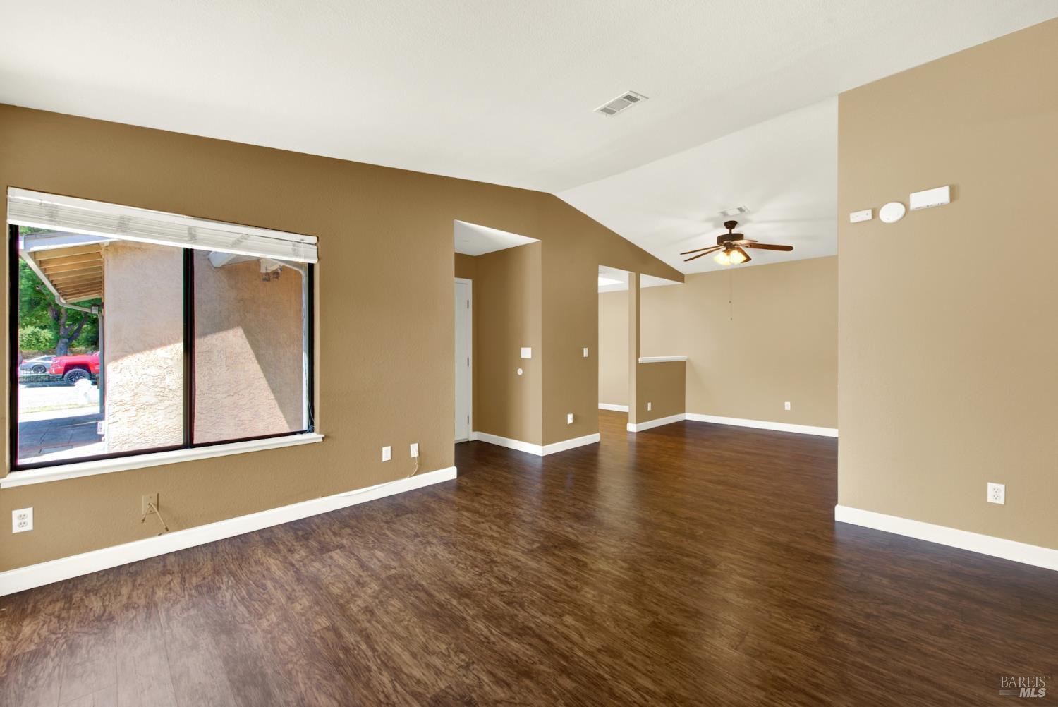 903 Daniel Street Fairfield, CA 94533 - Photo 10 of 51