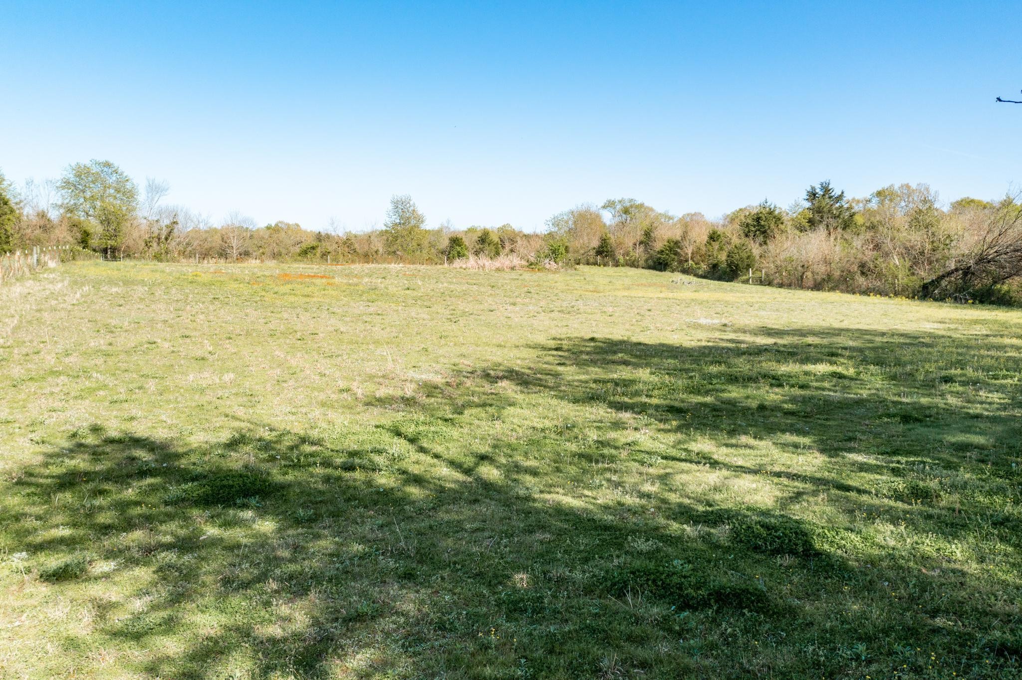 13459 Versailles Road Rockvale, TN 37153 - Photo 34 of 40 a view of an ocean and a mountain