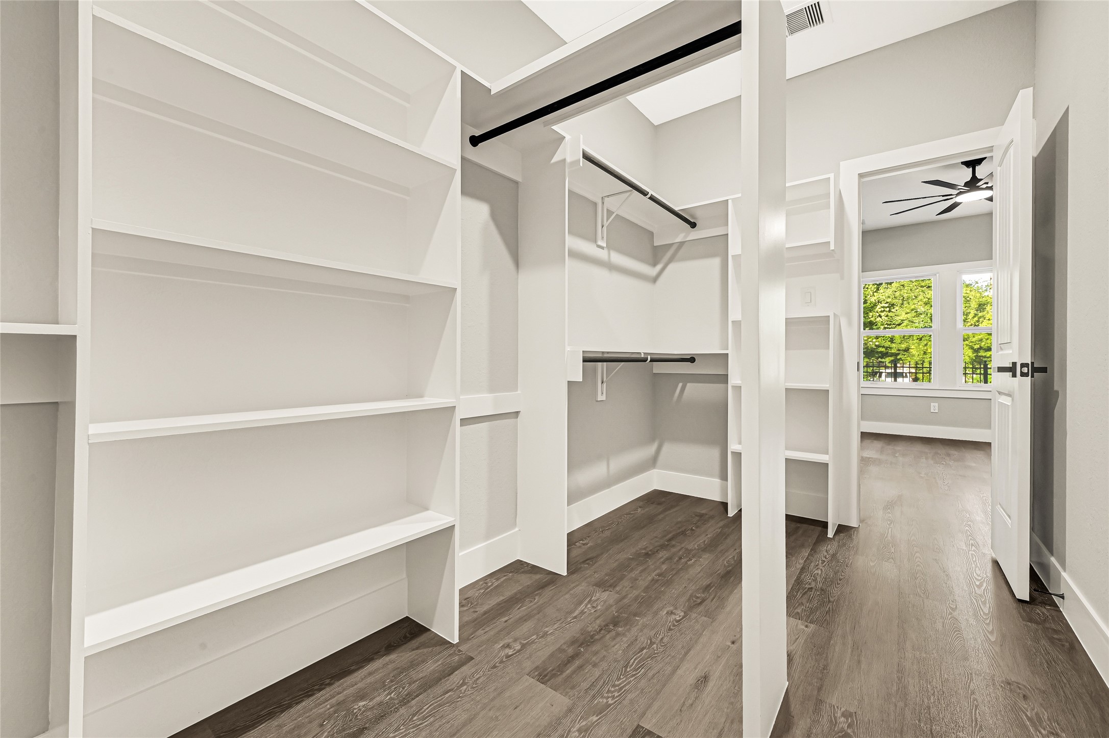 5930 Boness Road, Unit A & B Houston, TX 77396 - Photo 26 of 43 Additional view of the primary bedroom walk-in closet.