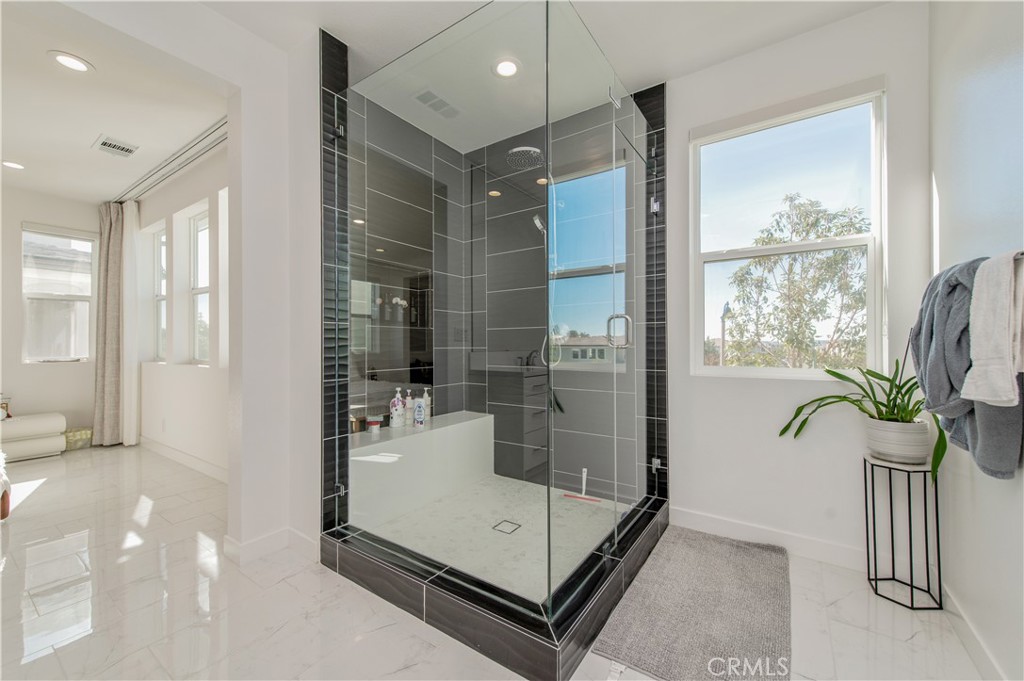 131 Reyes Alley Lake Forest, CA 92630 - Photo 25 of 39