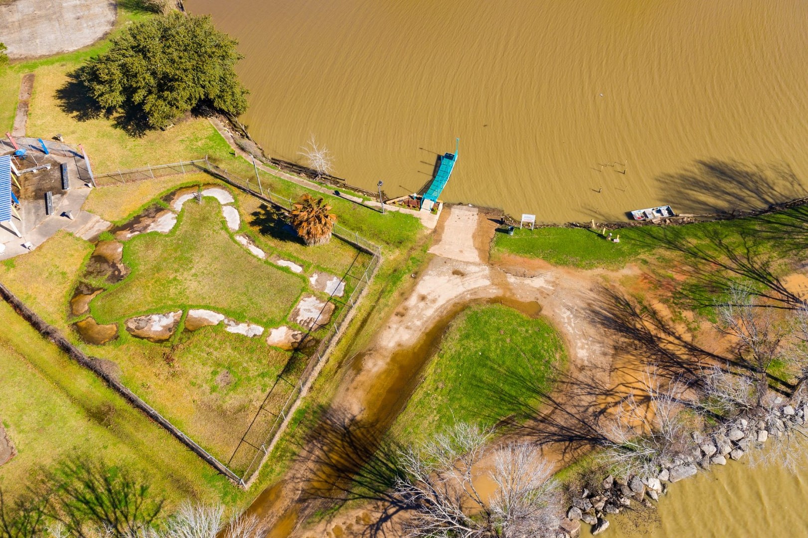 10-11 Rabbit Run Lane Trinity, TX 75862 - Photo 28 of 30 a view of swimming pool