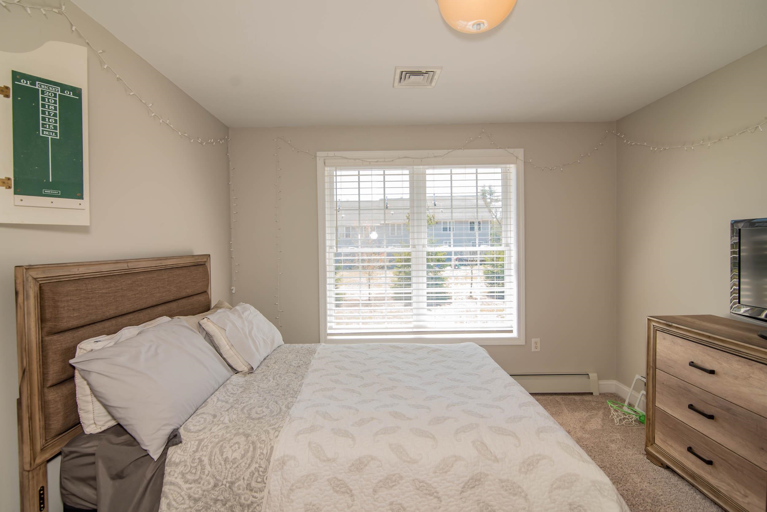 10 Scribner Road, Unit 3 Fremont, NH 03044 - Photo 31 of 38