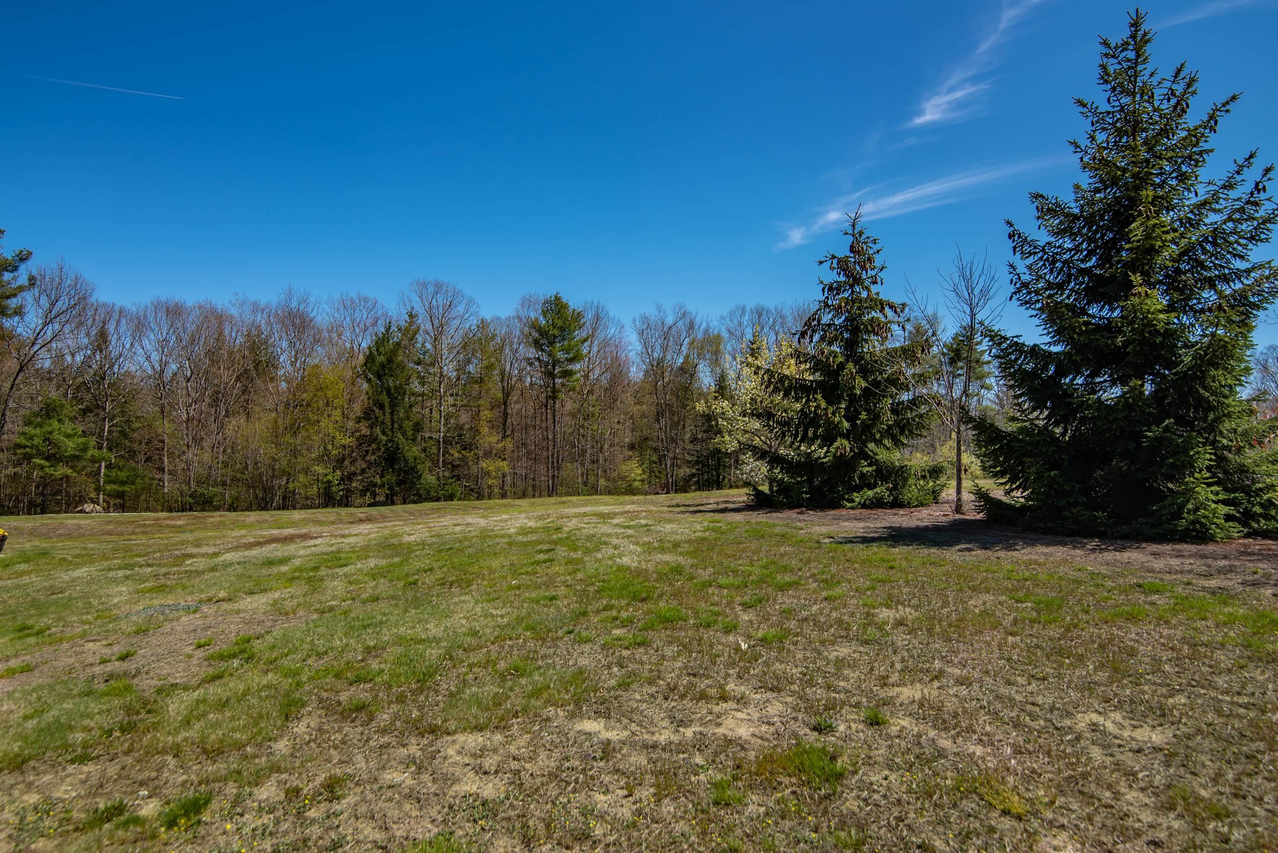 10 Scribner Road, Unit 3 Fremont, NH 03044 - Photo 4 of 38