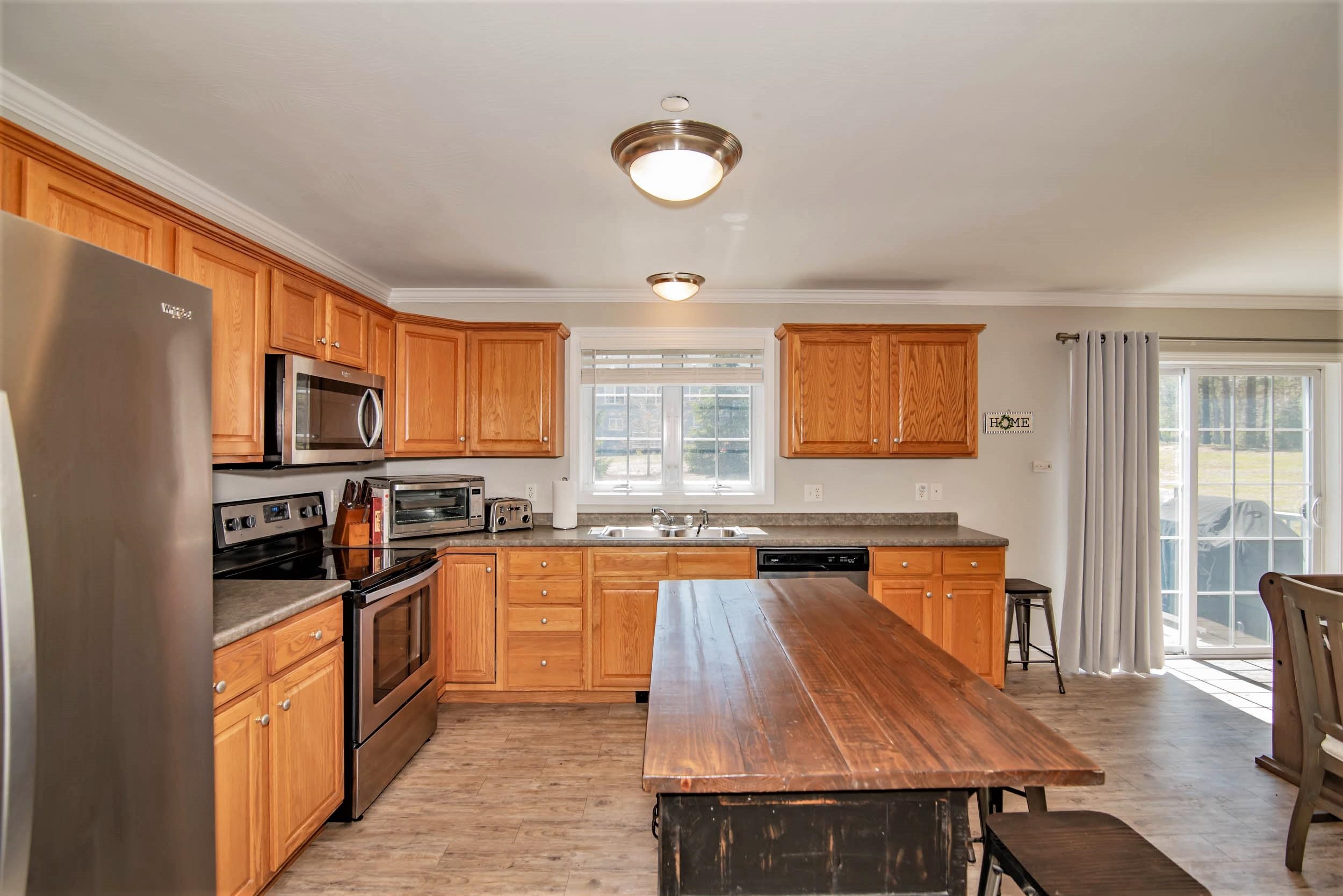 10 Scribner Road, Unit 3 Fremont, NH 03044 - Photo 5 of 38