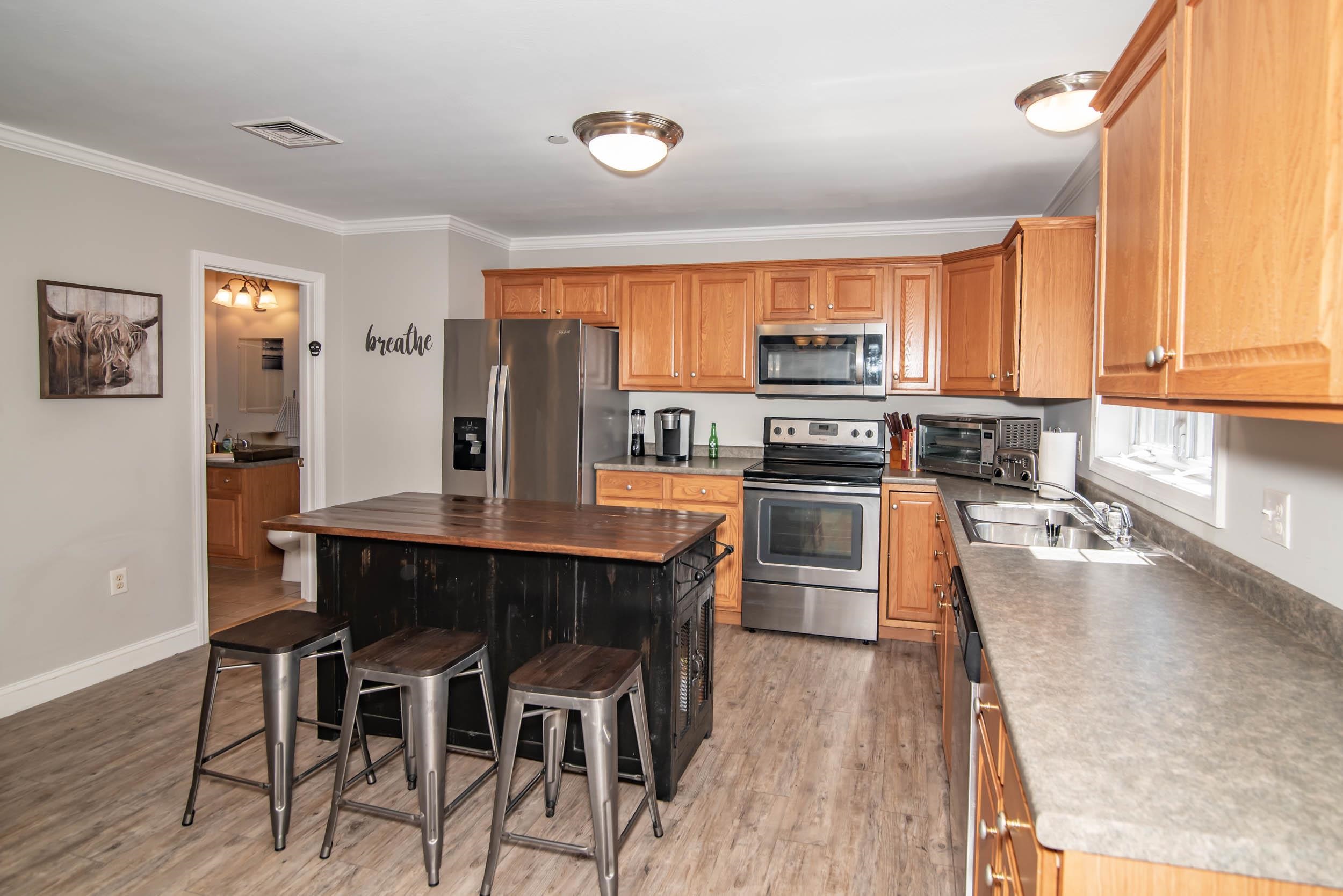 10 Scribner Road, Unit 3 Fremont, NH 03044 - Photo 8 of 38