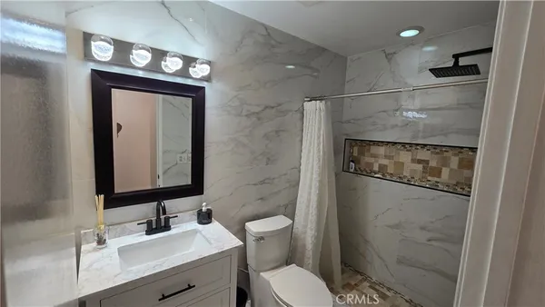 $654,900 | 25657 Almendra Drive, Valencia, CA 91355