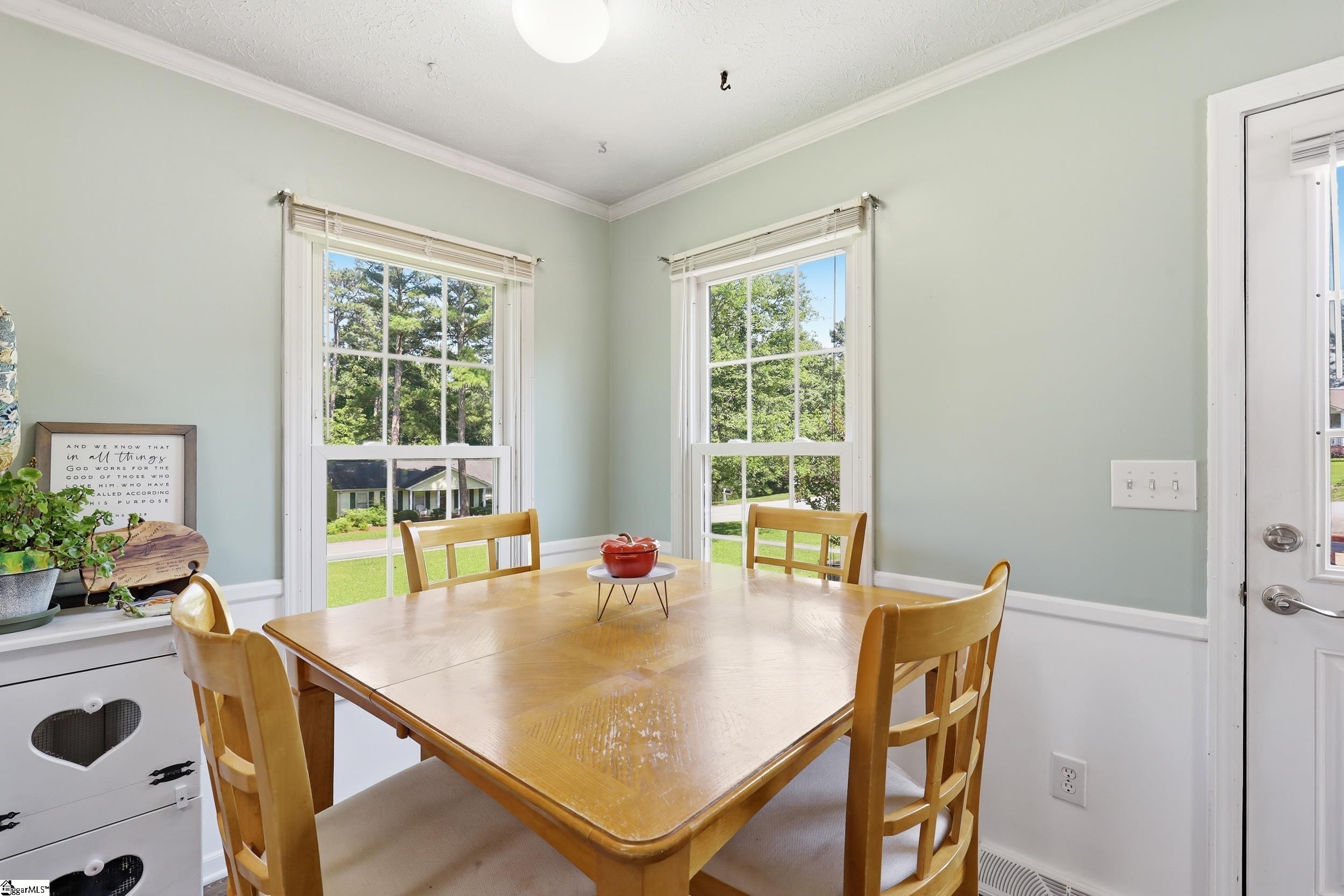 100 Elm Court Easley, SC 29642 - Photo 7 of 35