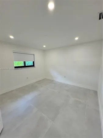 $6,990 | 3335 Southwest 65th Avenue, Unit 3335, Miami, FL 33155