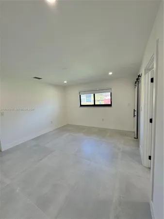 $6,990 | 3335 Southwest 65th Avenue, Unit 3335, Miami, FL 33155