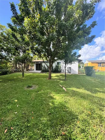 $6,990 | 3335 Southwest 65th Avenue, Unit 3335, Miami, FL 33155