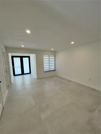 $6,990 | 3335 Southwest 65th Avenue, Unit 3335, Miami, FL 33155