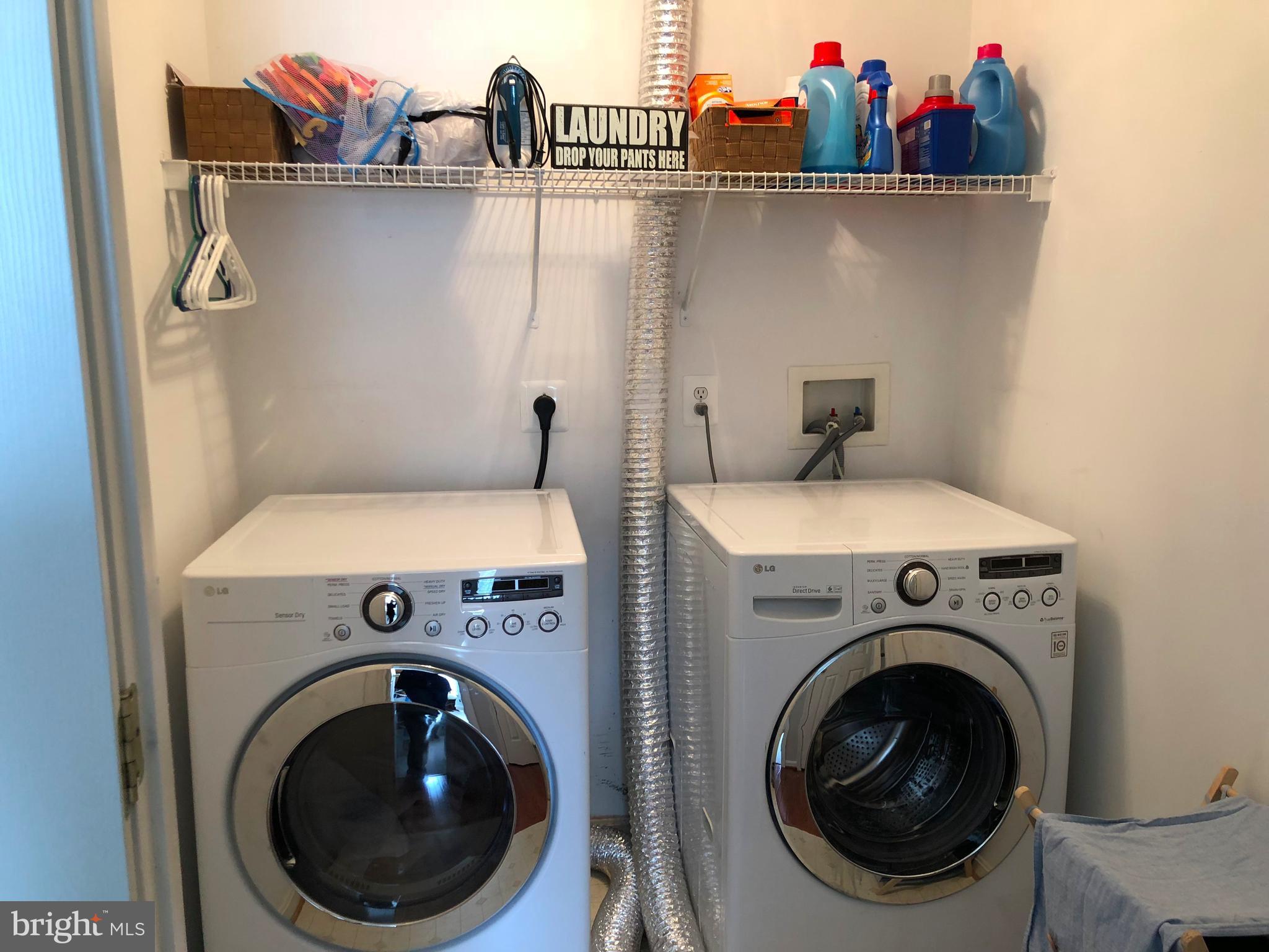 18720 Broken Oak Road Boyds, MD 20841 - Photo 14 of 18 a utility room with dryer and washer
