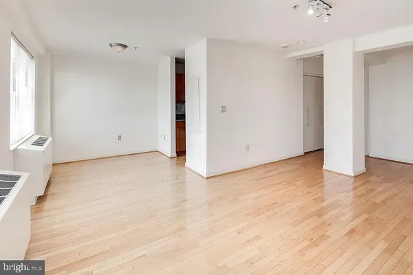 $2,800 | 815 King Street, Unit 6A, Alexandria, VA 22314