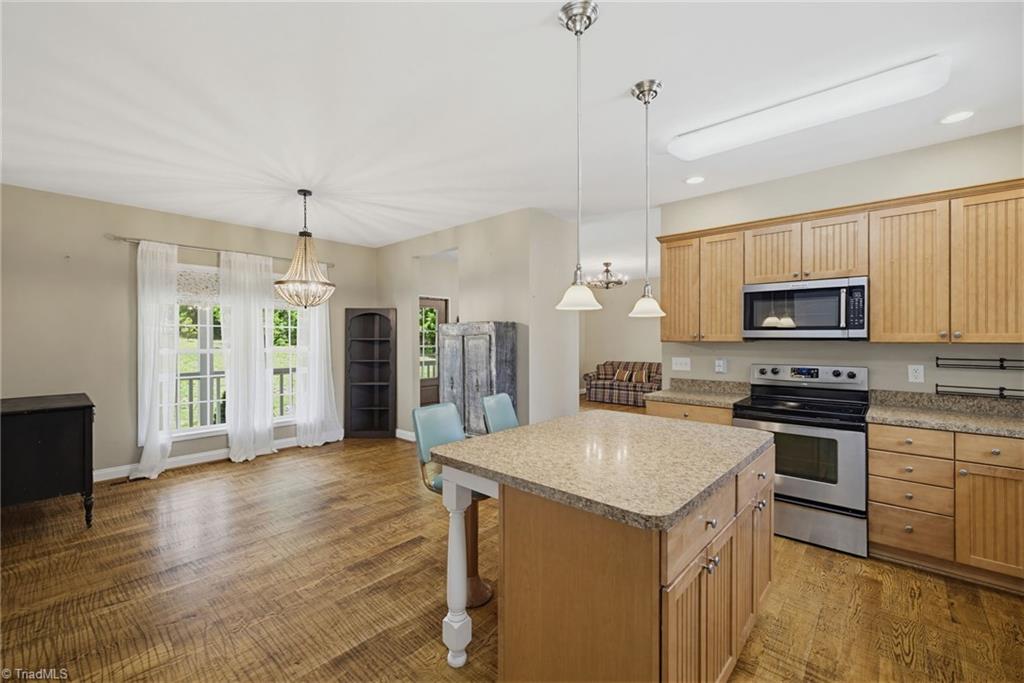 1616 Iron Works Road Reidsville, NC 27320 - Photo 12 of 50