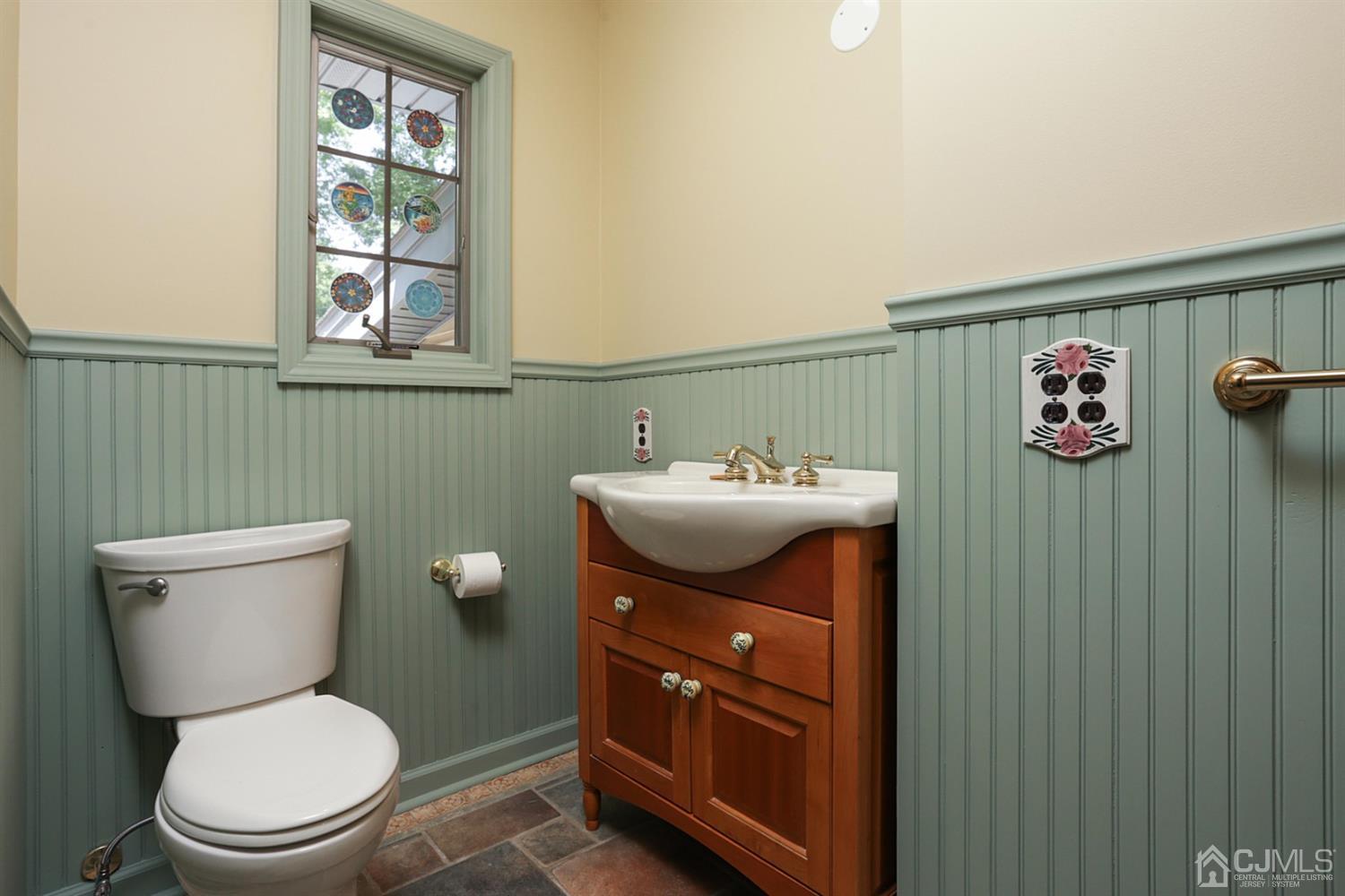 32 Larchmont Road Edison, NJ 08837 - Photo 12 of 32 Gallery Image 12