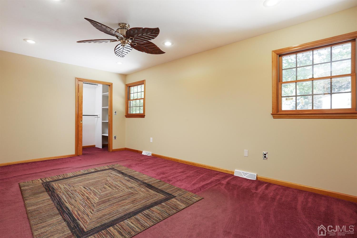 32 Larchmont Road Edison, NJ 08837 - Photo 13 of 32 Gallery Image 13