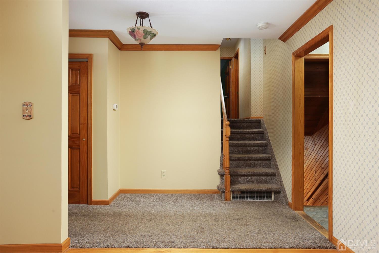 32 Larchmont Road Edison, NJ 08837 - Photo 23 of 32 Gallery Image 23