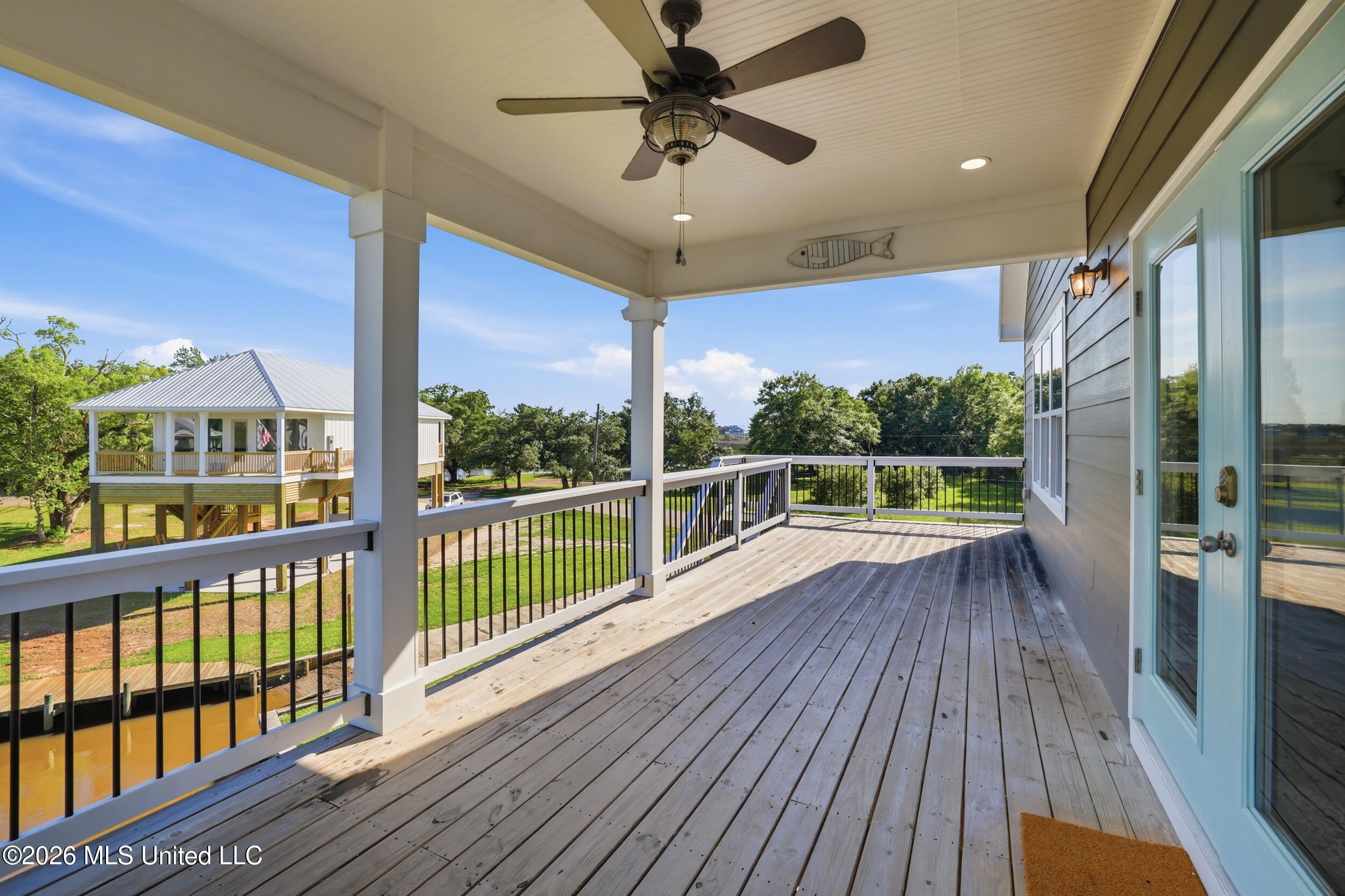 10093 East Shorecrest Road Biloxi, MS 39532 - Photo 39 of 56 63_r6__5049