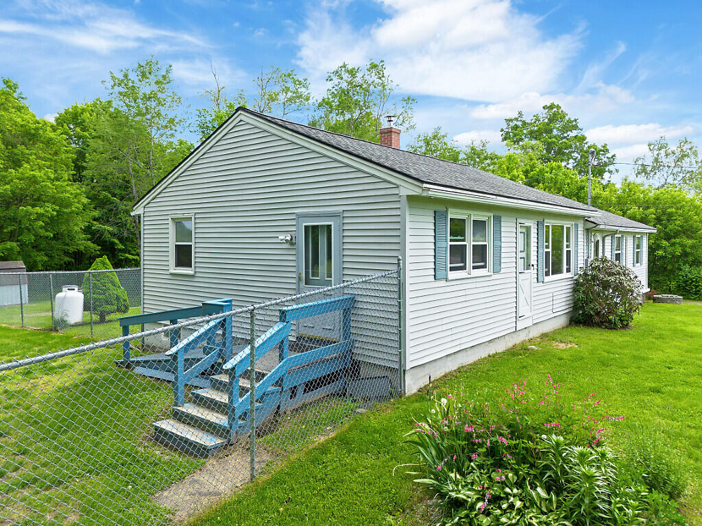 2525 West River Road Sidney, ME 04330 - Photo 39 of 41 North side of home
