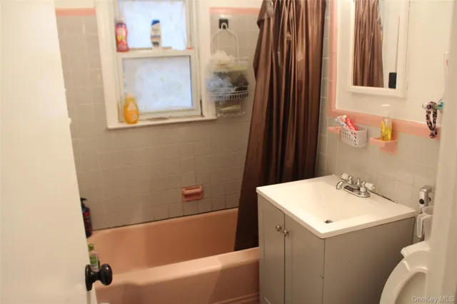 $865,000 | 89-68 Springfield Boulevard | Queens Village