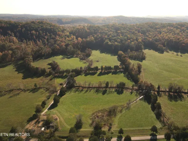 $695,000 | Paint Rock Valley Road, Philadelphia, TN 37846