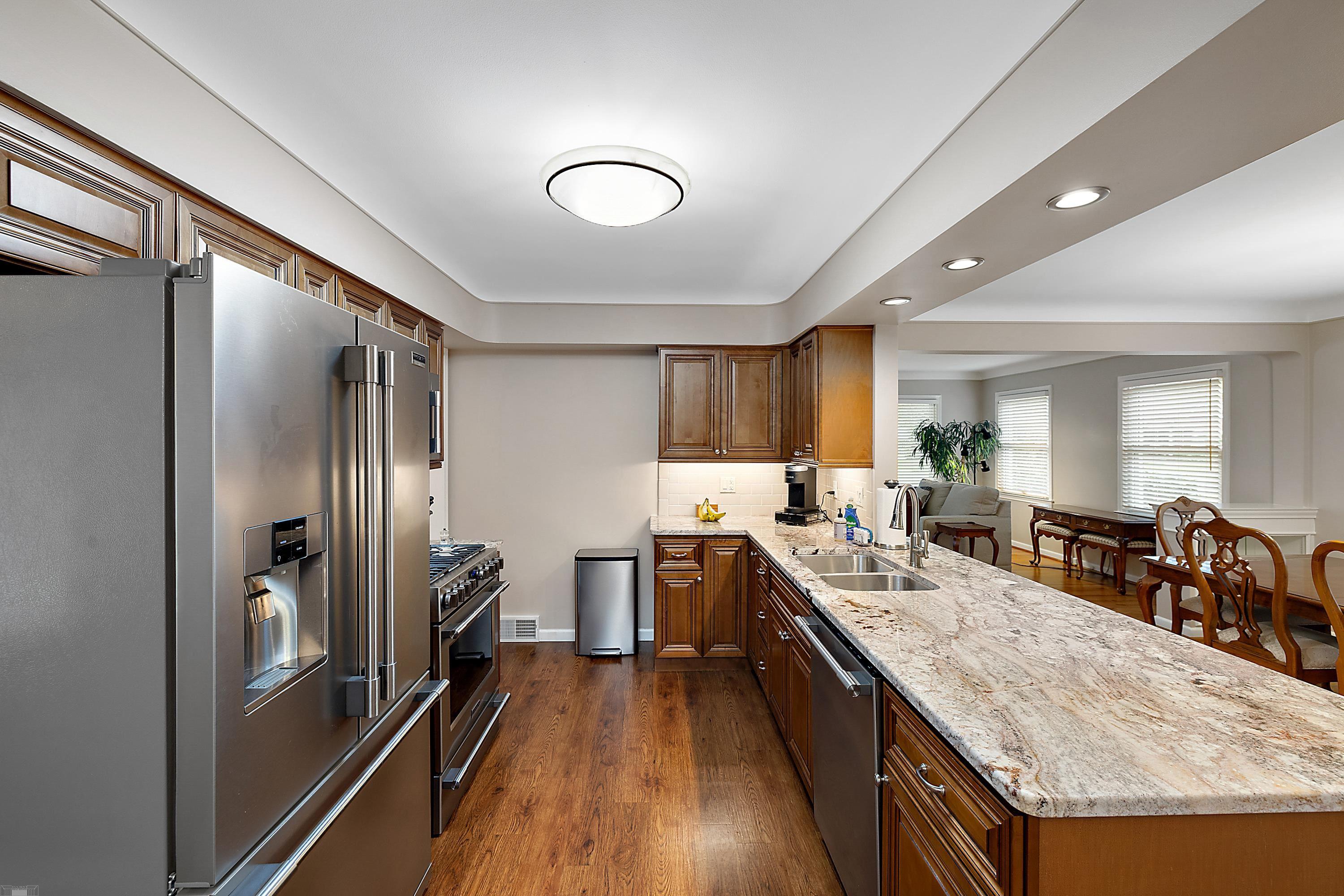 1437 Torrey Road Grosse Pointe Woods, MI 48236 - Photo 18 of 60